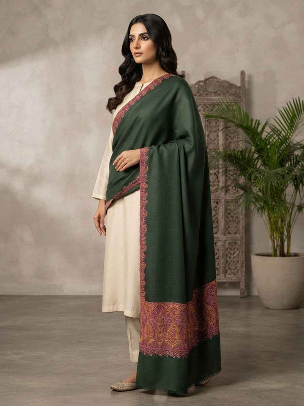 Women pure pashmina hand embroidered Green Sozni border with exquisite Pula wo