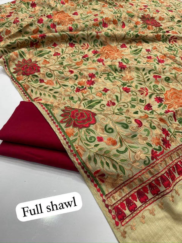 Aari Work 3 Peice Suit (Copy 14)