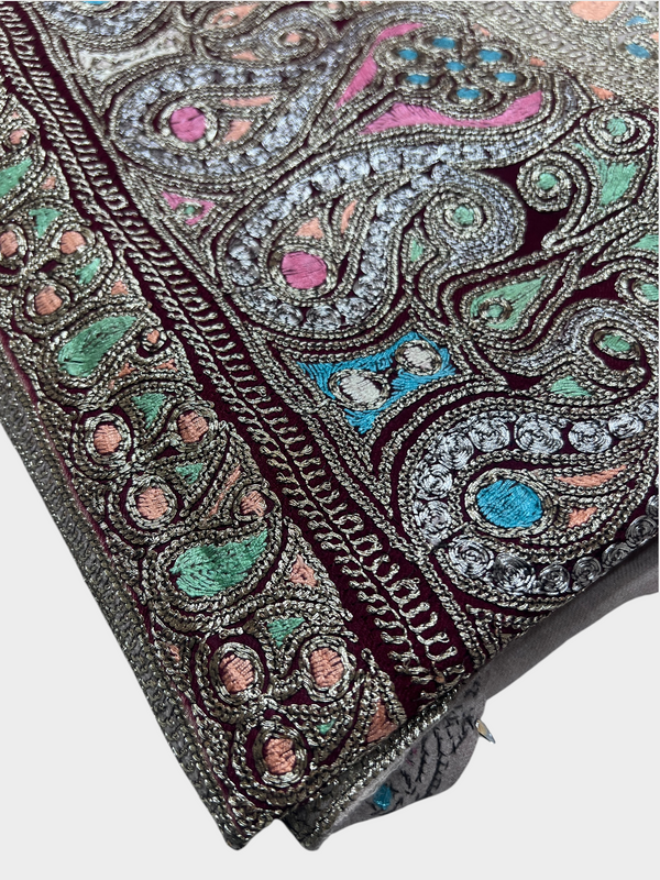 Pure Pashmina Hand-Embroidered Sozni Border Shawl - 05 - Tajmehalhandicrafts