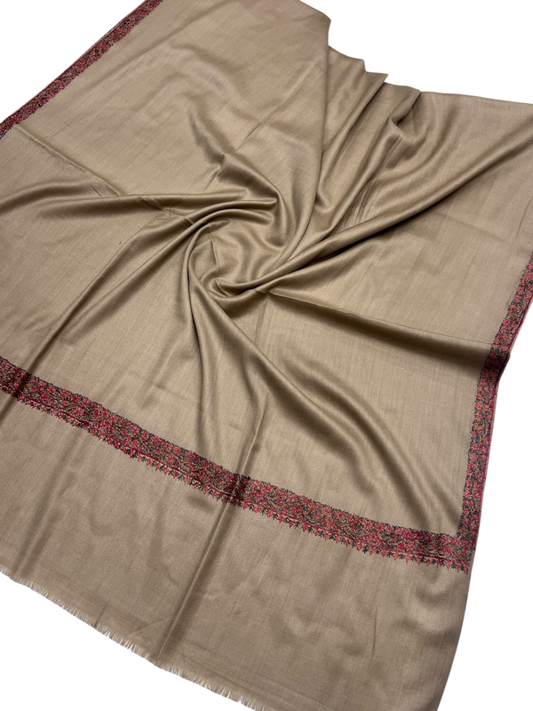 Hasia border needle work
