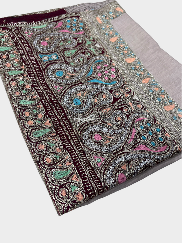 Pure Pashmina Hand-Embroidered Sozni Border Shawl - 05 - Tajmehalhandicrafts