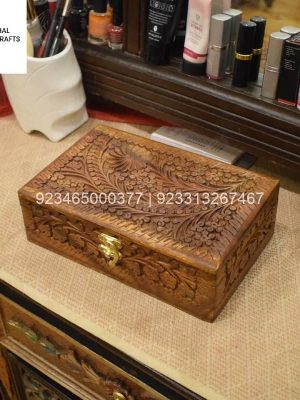 Stylish Single Box Wooden Jewelry Box With Carving Work