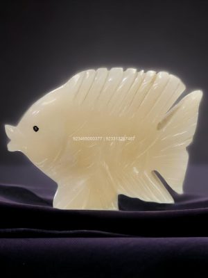 Onyx-Fish honey color